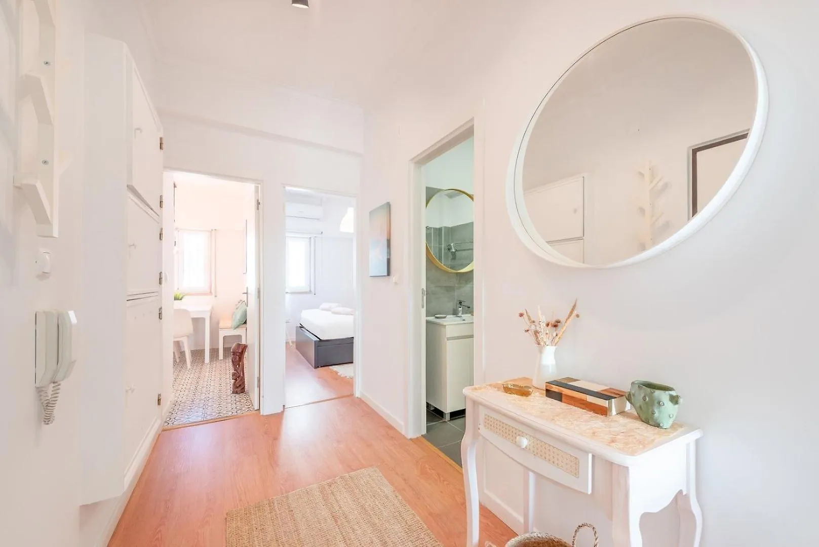Guestready - Vibrant 2Br Apartment Lisbon 0*,